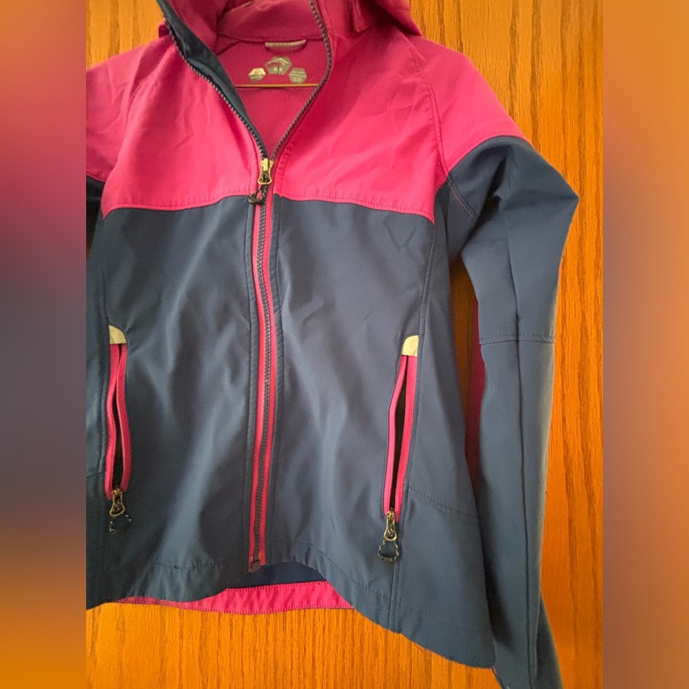 Girls soft shell jacket - Picture 3 of 4